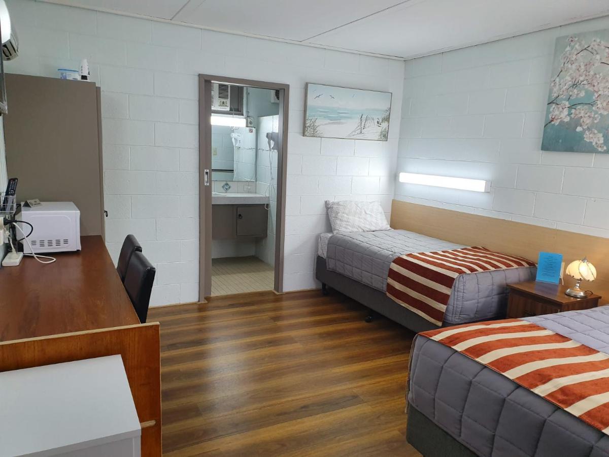 Morwell Parkside Motel Buitenkant foto
