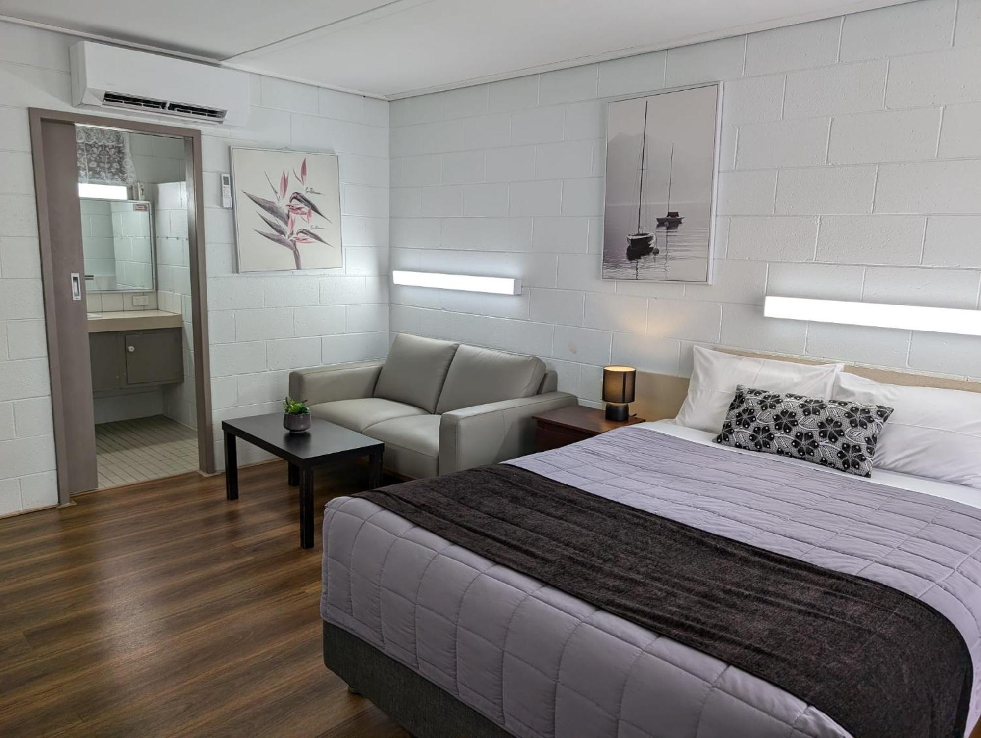 Morwell Parkside Motel Buitenkant foto