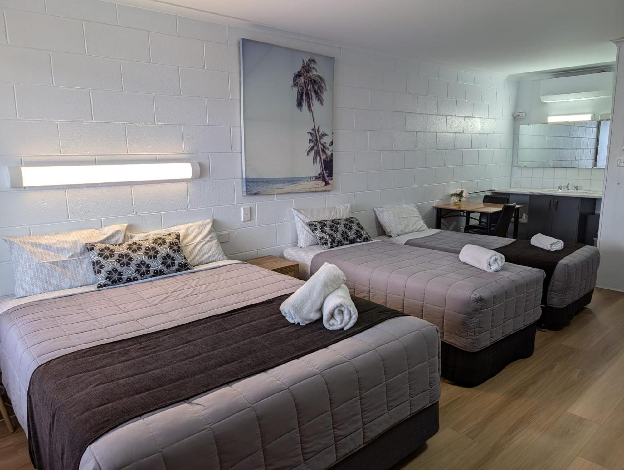 Morwell Parkside Motel Buitenkant foto